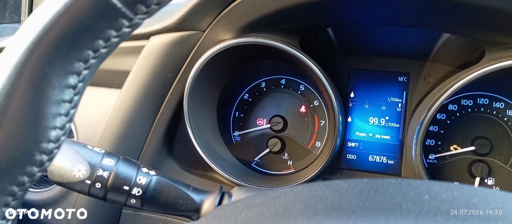 Toyota Auris 1.6 Premium Comfort - 7
