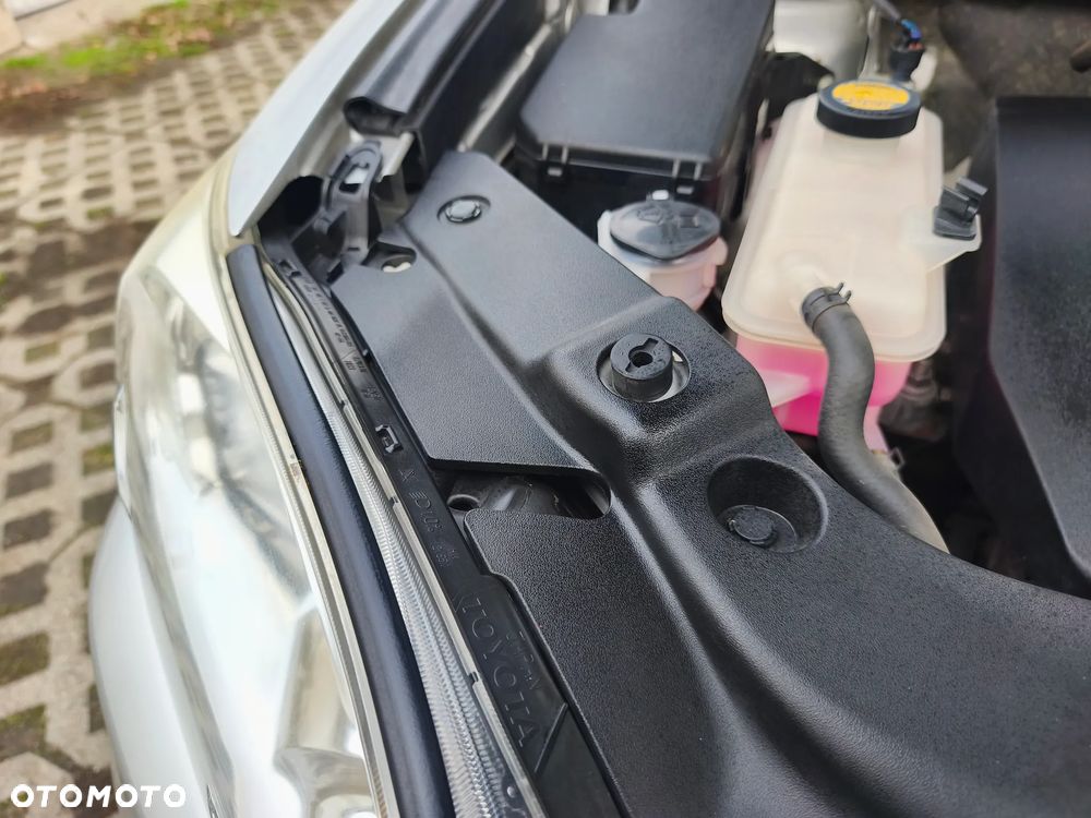 Toyota RAV4 2.0 VVT-i Luna 4x2 - 11