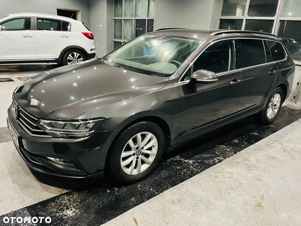 Volkswagen Passat Variant 1.5 TSI EVO Business DSG - 2