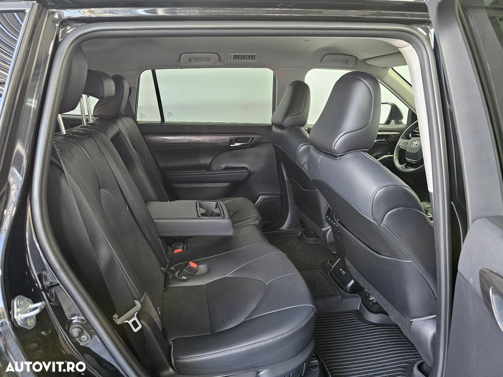 Toyota Highlander 2.5 L Dynamic Force 248CP Executive Metallic - 38