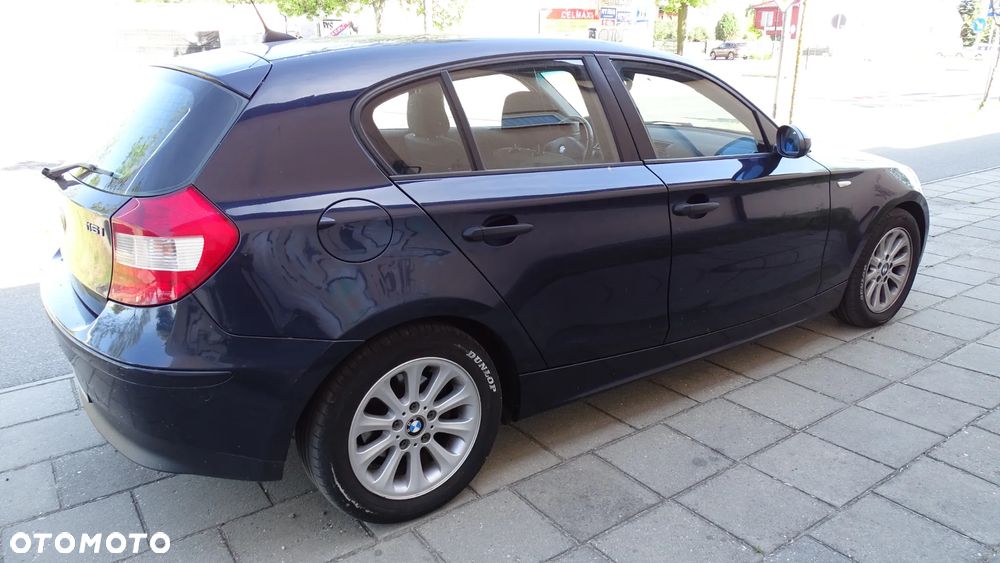 BMW Seria 1 116i - 8