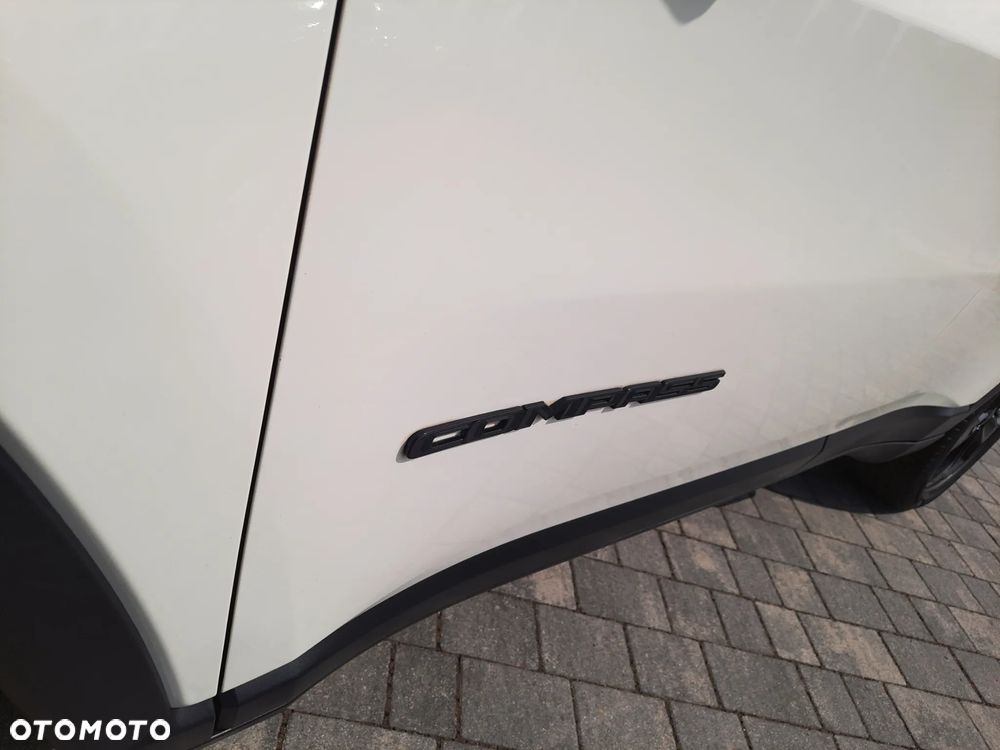 Jeep Compass 1.4 MultiAir Limited - 25