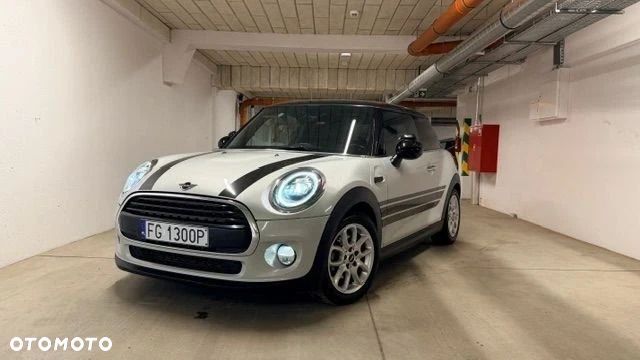 MINI Cooper Standard - 1