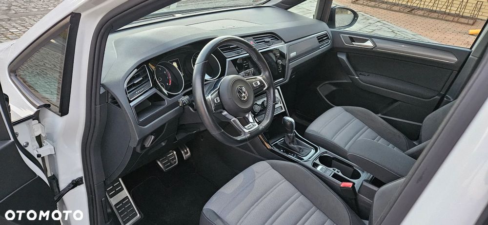 Volkswagen Touran 1.4 TSI BMT Highline DSG - 12