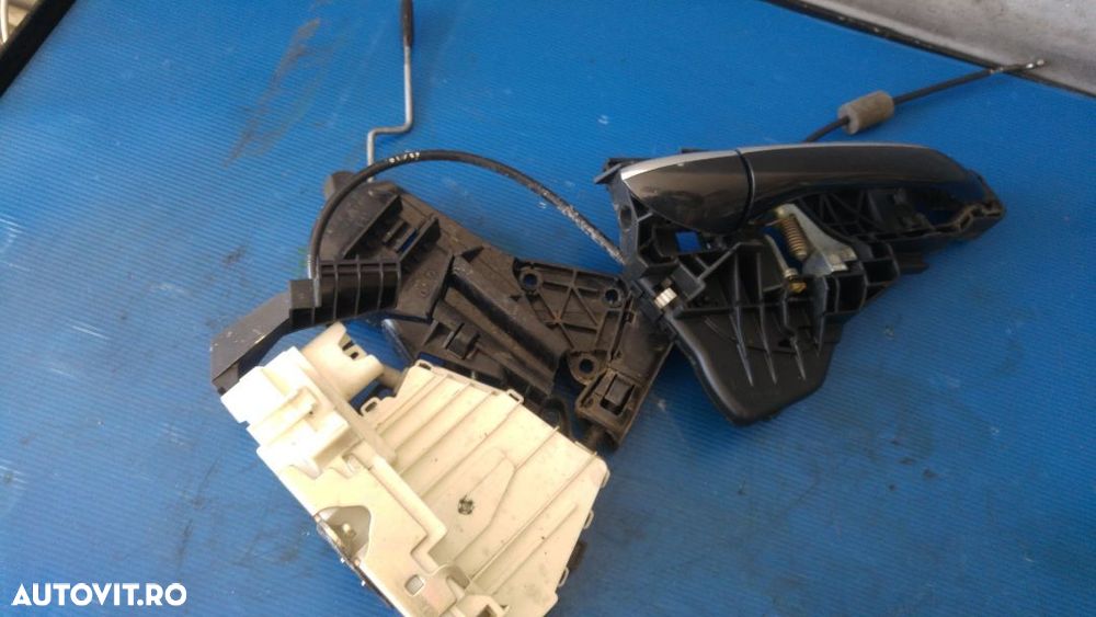 broasca iala cu maner exterior usa dreapta spate mercedes m-class ml 350 4matic w164 2011 1697302235 - 3