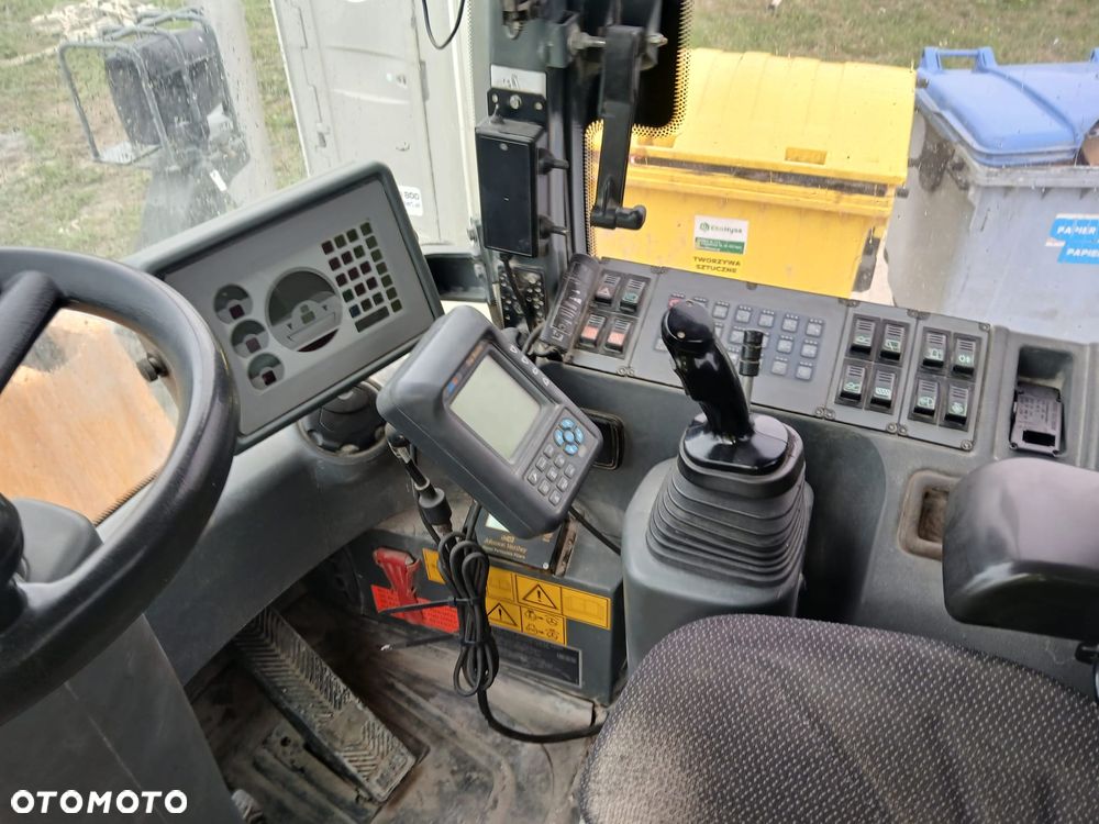 Liebherr - 9