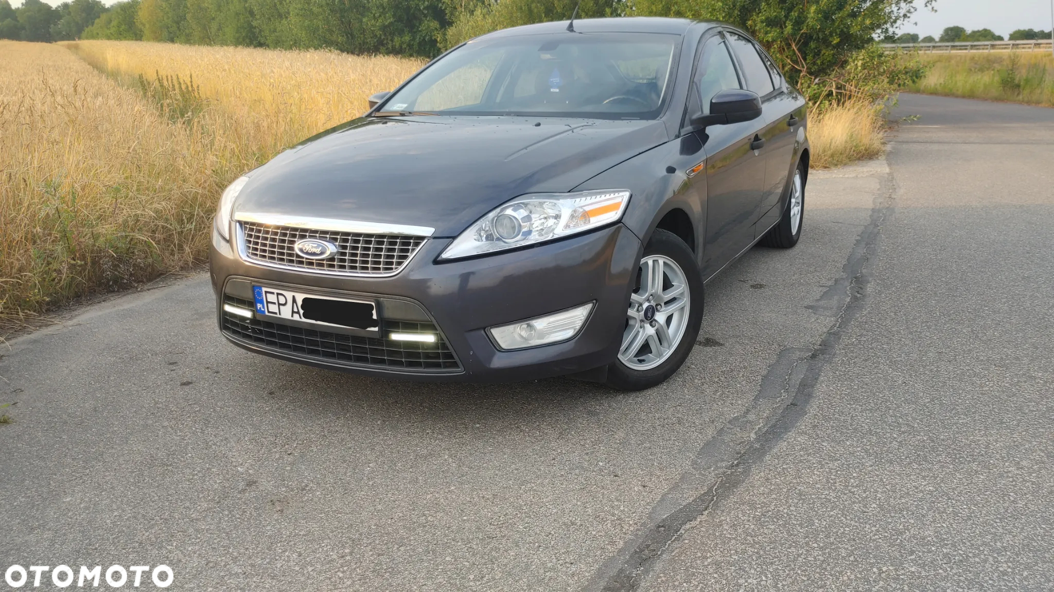 Ford Mondeo 2.0 Ambiente - 2