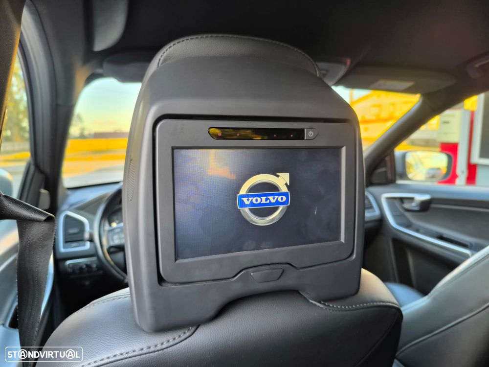 Volvo XC 60 D4 Geartronic Summum - 32