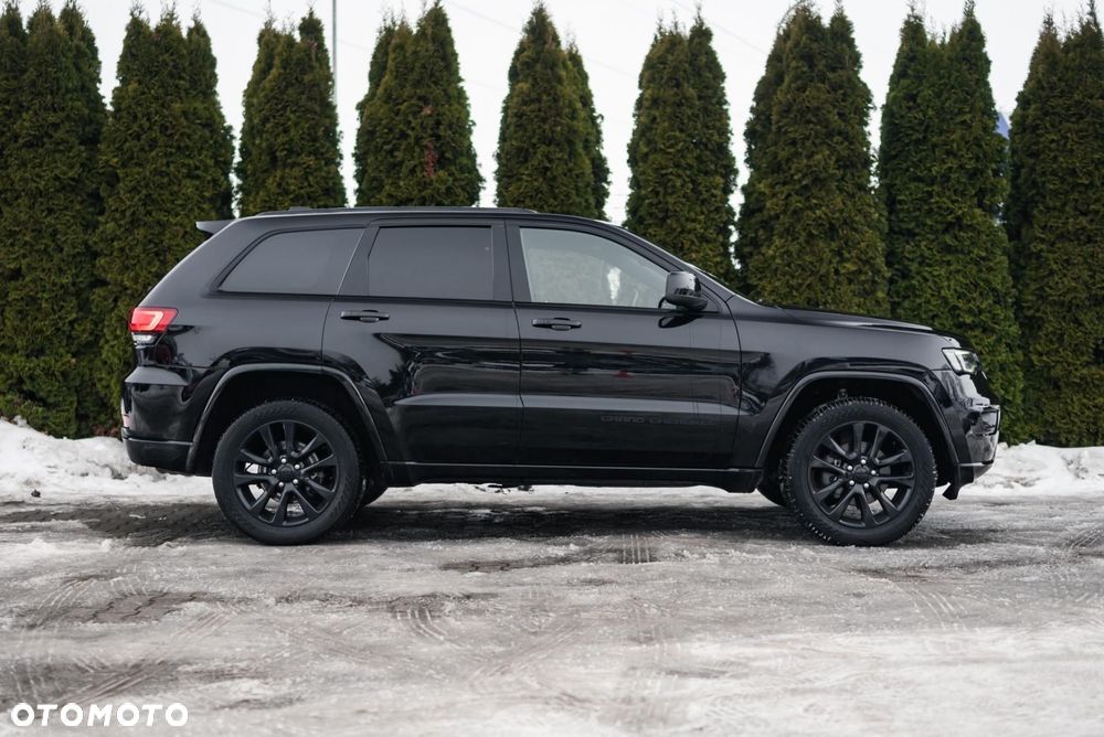 Jeep Grand Cherokee - 8