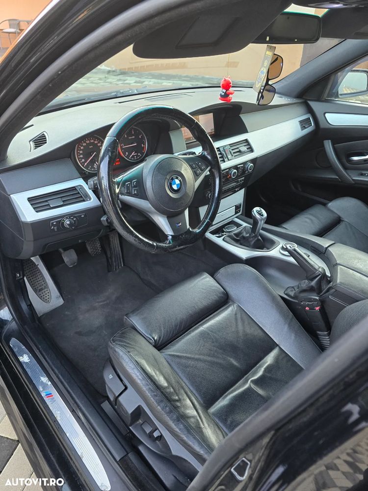 BMW Seria 5 520d Touring - 14