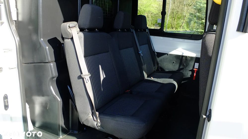 Ford Transit - 17