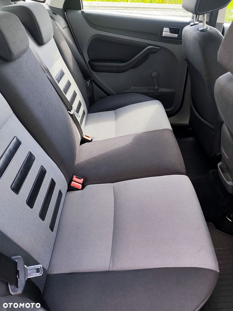 Ford Focus 1.6 Silver X - 9