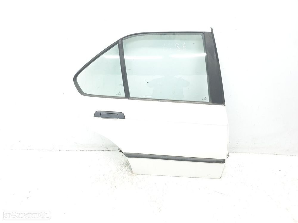 PORTA TRASEIRA DIREITA BMW SERIE 3 BERLINA E36 - 1