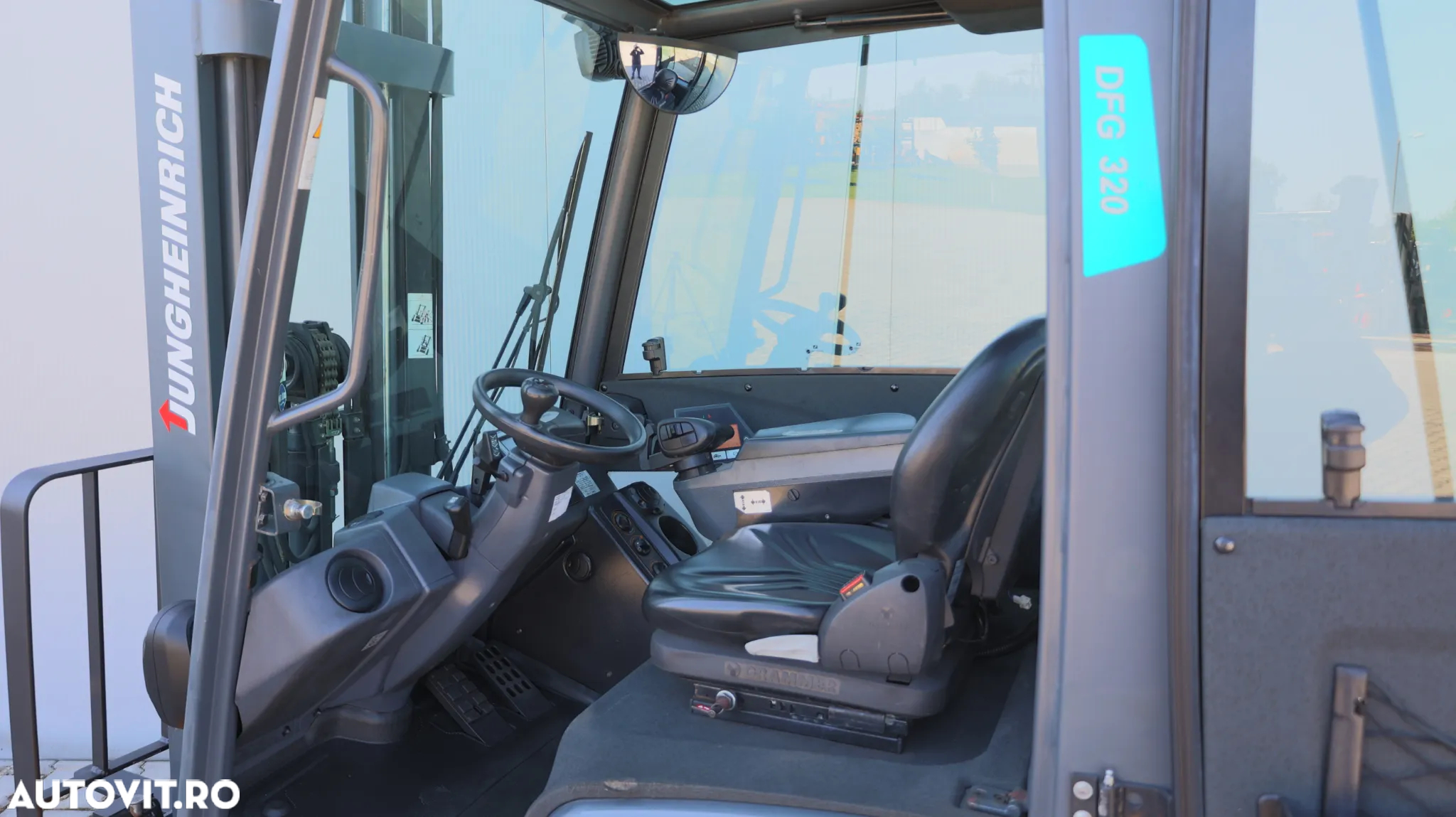Jungheinrich DFG 320s - 10