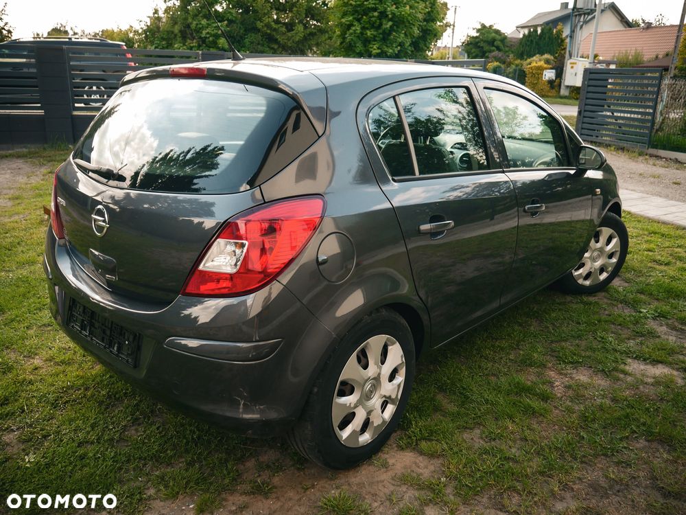 Opel Corsa 1.4 16V Sport - 16