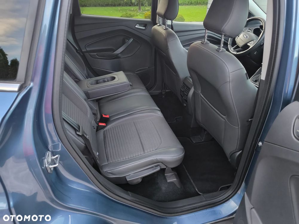 Ford Kuga - 15
