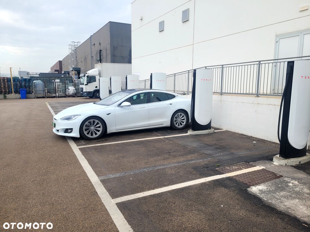 Tesla Model S Long Range Plus - 30
