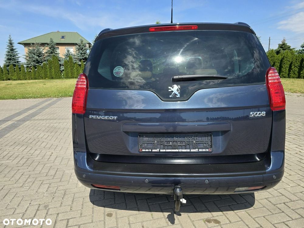 Peugeot 5008 - 10