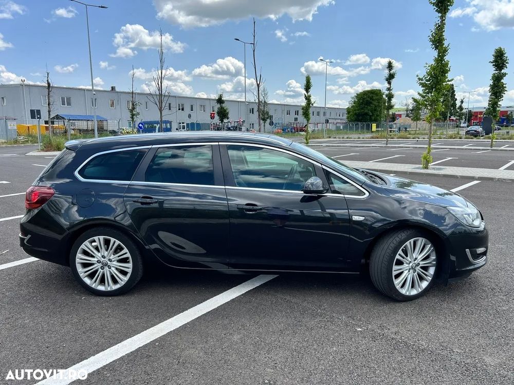 Opel Astra 2.0 CDTI ECOTEC Start/Stop Sport - 2