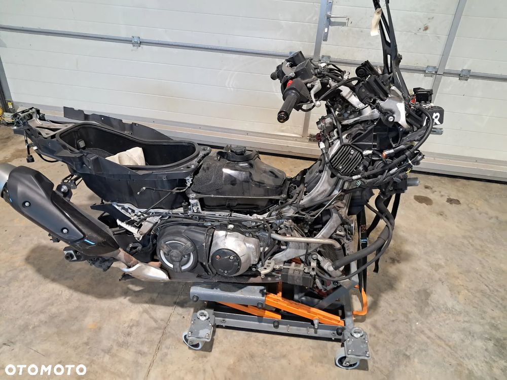 Yamaha Tmax - 4