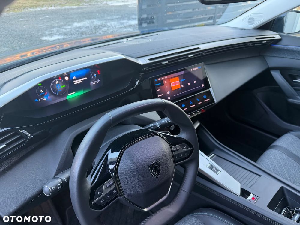 Peugeot 408 1.6 Plug-In Hybrid 225 Allure EAT8 - 30