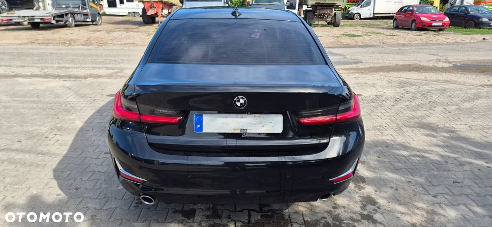 BMW Seria 3 320d xDrive Luxury Line - 12