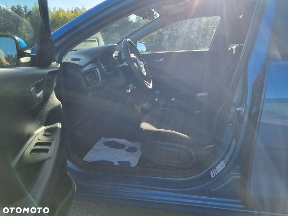 Kia Rio 1.2 L Business Line - 8