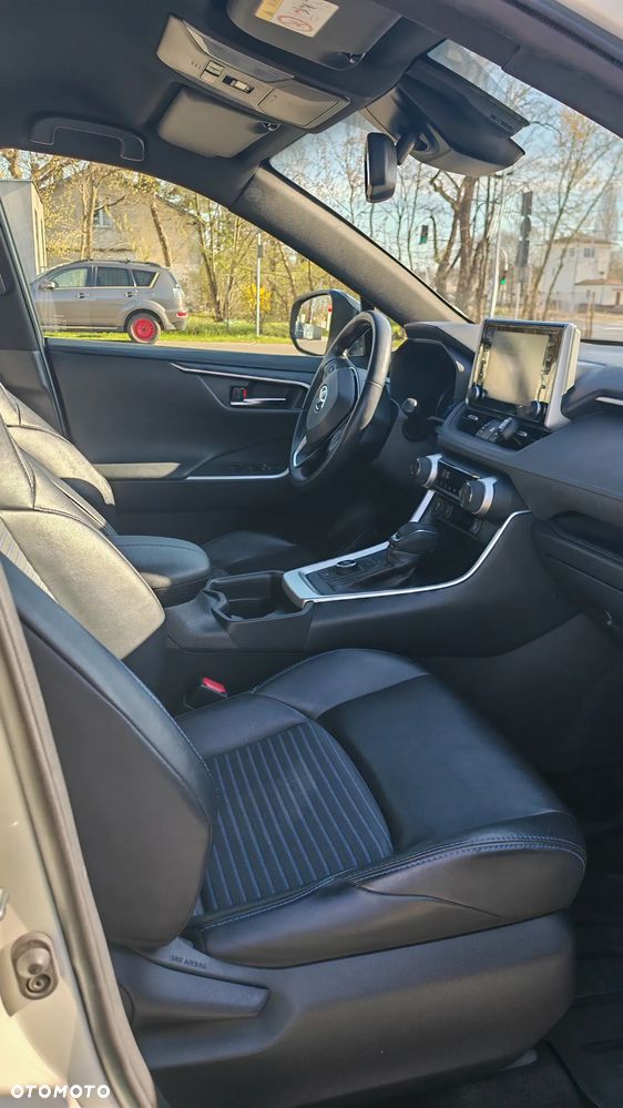 Toyota RAV4 ver-2-5-hybrid-comfort-4x4 - 7