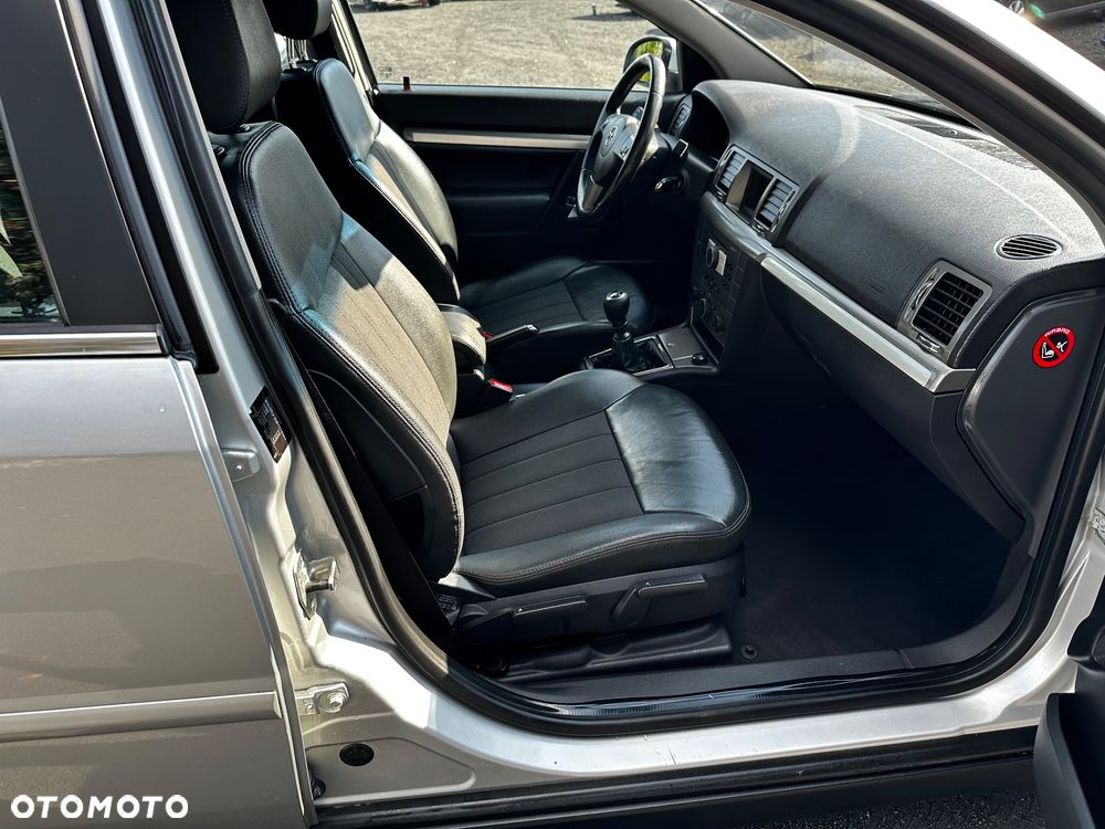 Opel Vectra 1.8 Cosmo - 26