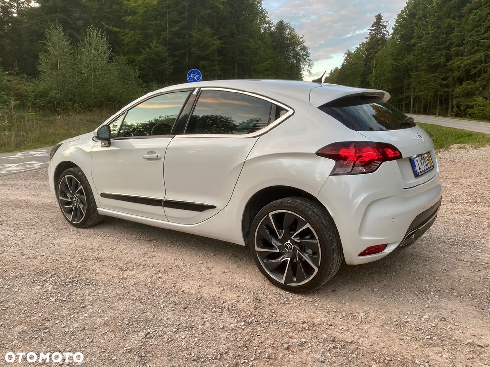 Citroën DS4 1.6 HDi SoChic - 28