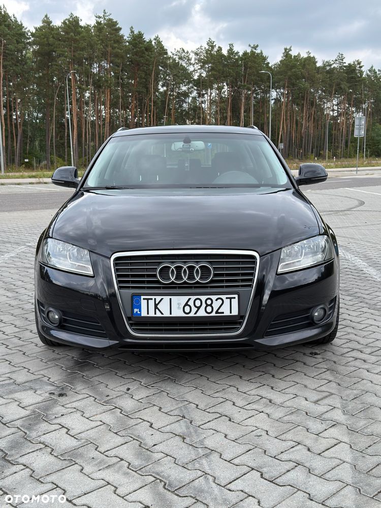 Audi A3 Sportback 2.0 TDI DPF Ambiente - 1