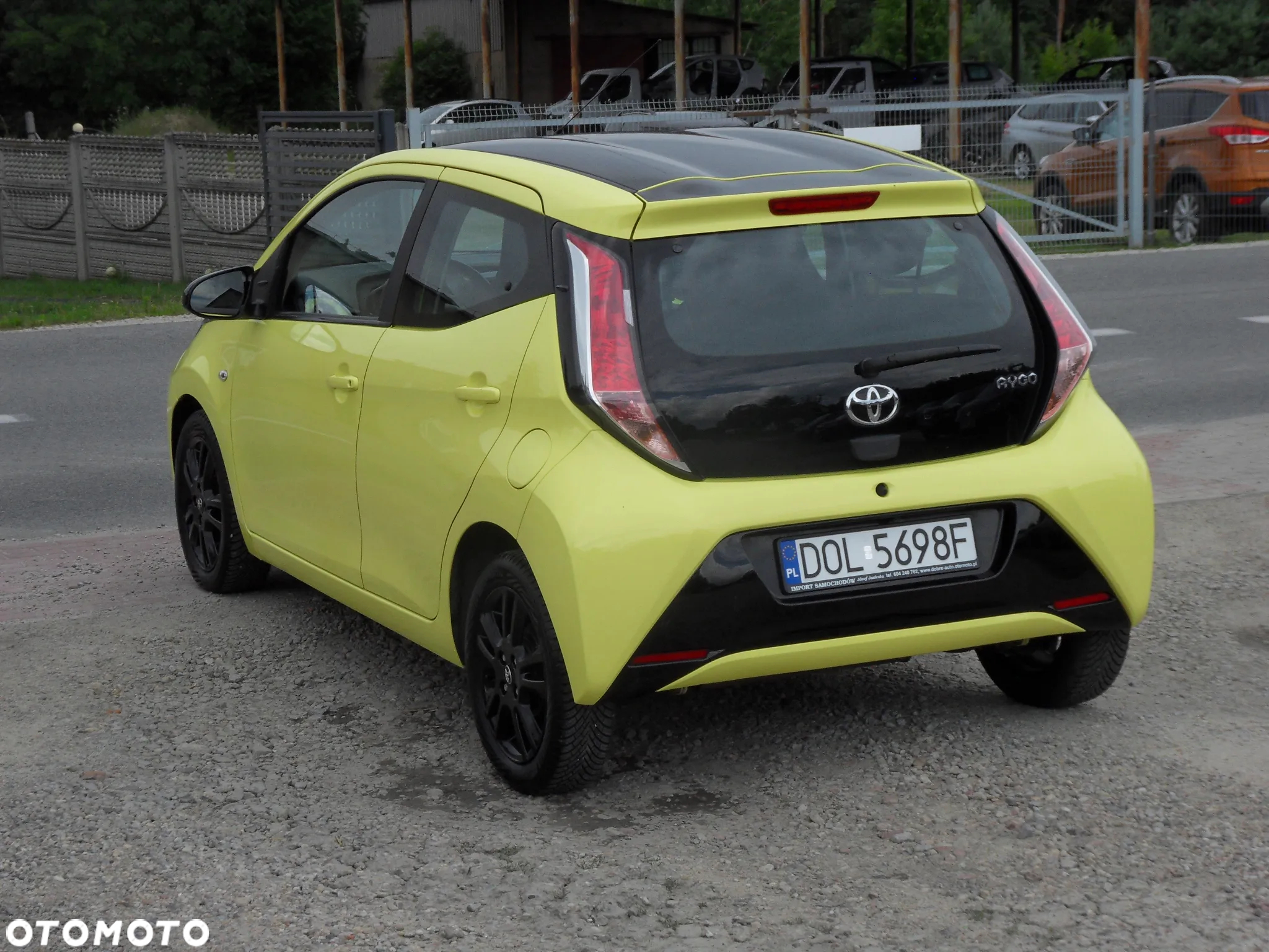 Toyota Aygo x-play touch - 3