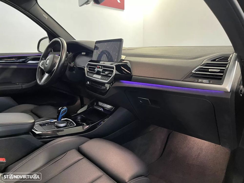 BMW iX3 M Sport Inspiring - 18