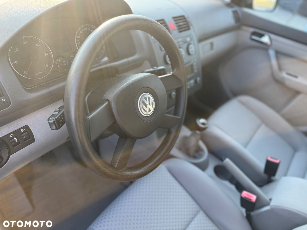 Volkswagen Touran 1.9 TDI Basis - 18