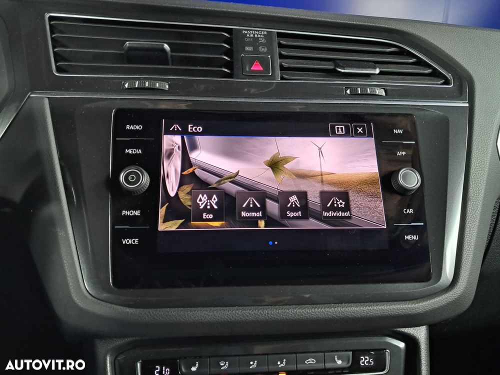 Volkswagen Tiguan - 21