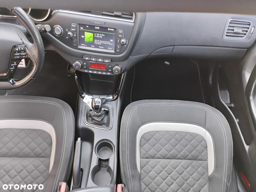 Kia Ceed 1.6 CRDi GT Line - 26