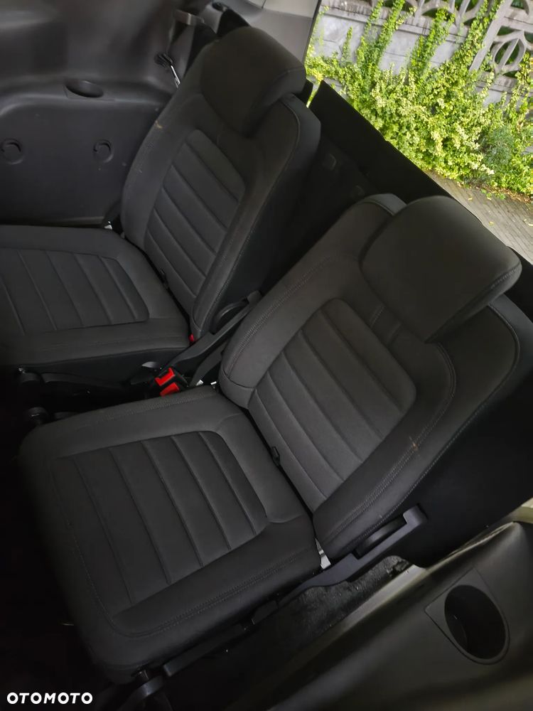 Ford Tourneo Connect Grand - 13