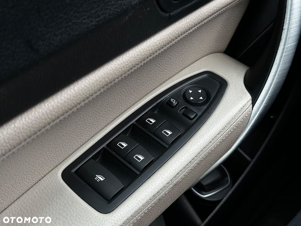 BMW Seria 2 225d Luxury Line - 14