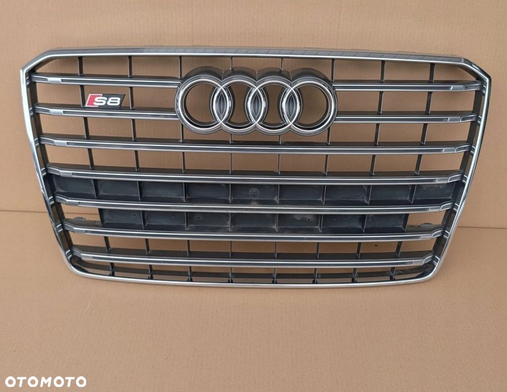 Grill ATRAPA Audi S8 D4 4H ORYGINAŁ BEZ NAPRAW - 1
