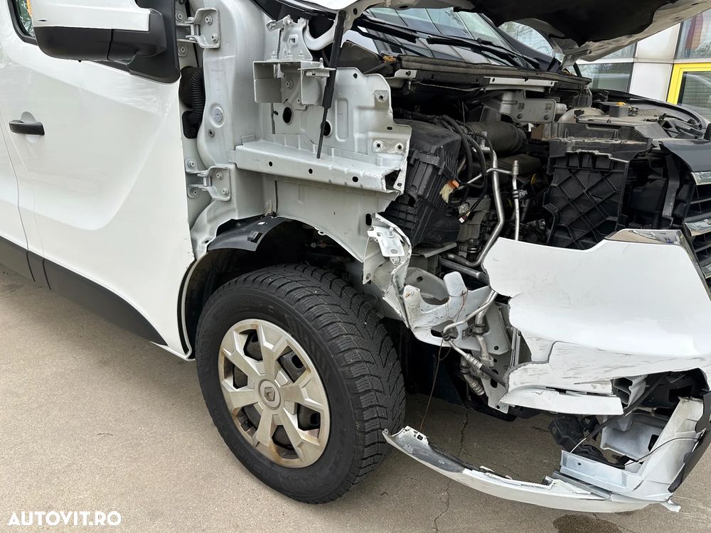 Renault Trafic 2.0 Blue dCi 110 S&S L2 8+1 Zen - 39