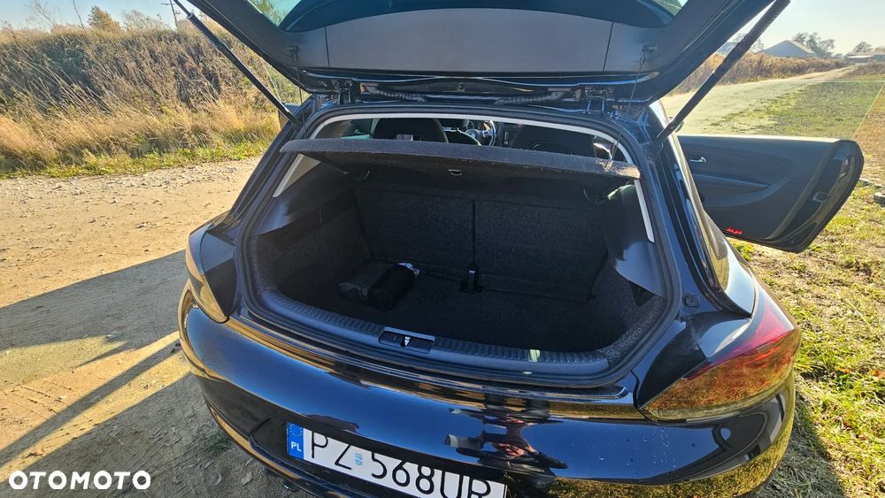 Volkswagen Scirocco - 8
