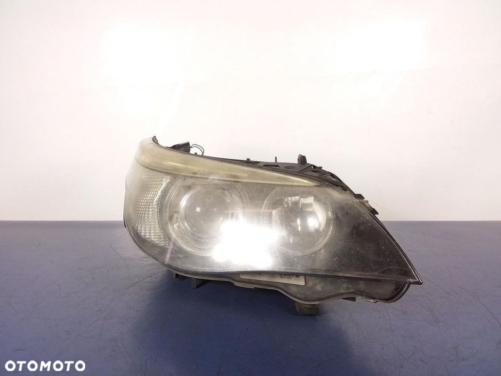 BMW 5 E60 E61 REFLEKTOR LAMPA PRAWA XENON - 1