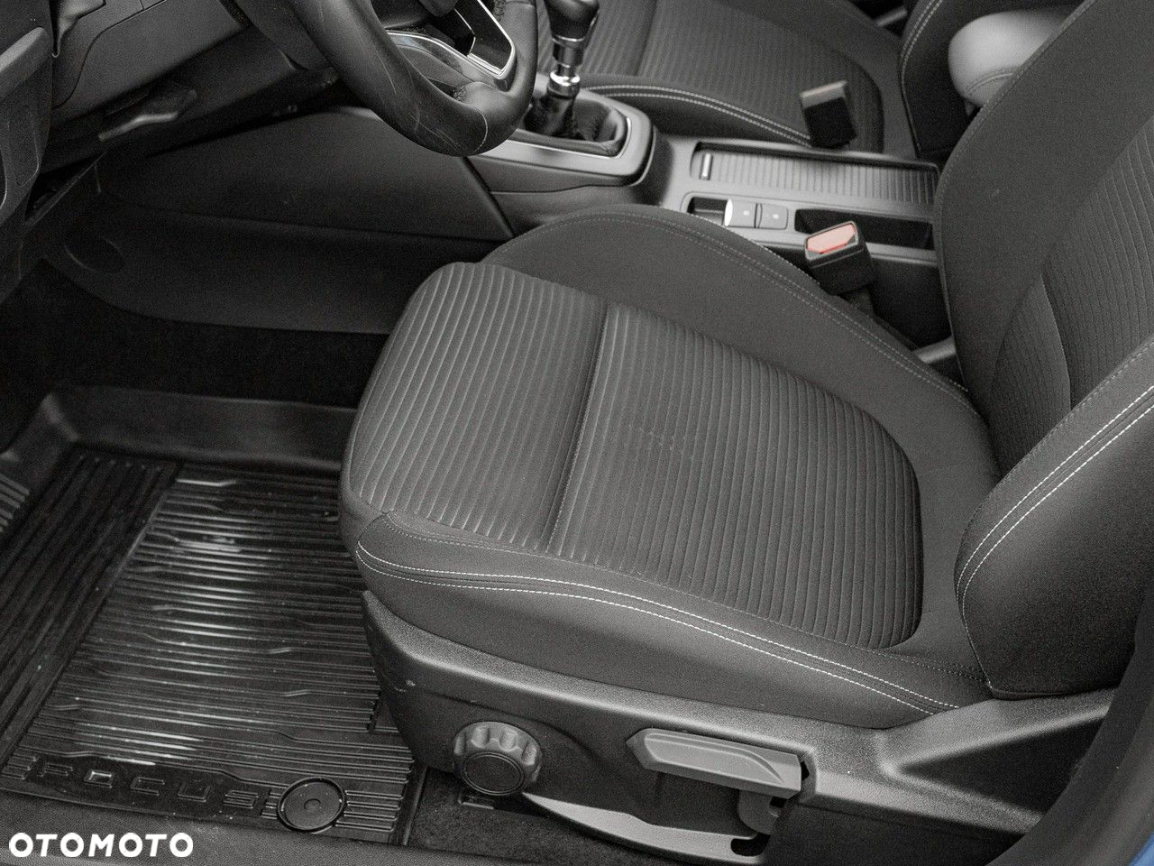 Ford Focus 1.0 EcoBoost Titanium - 14