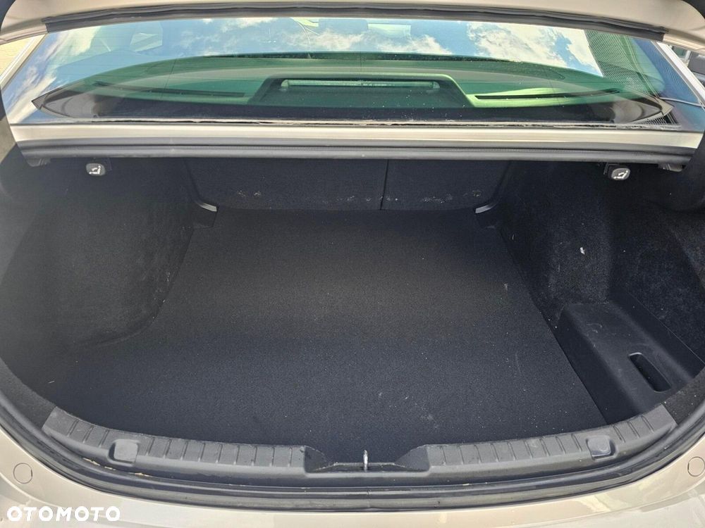 Mazda 3 2.0 mHEV Exclusive-Line - 9