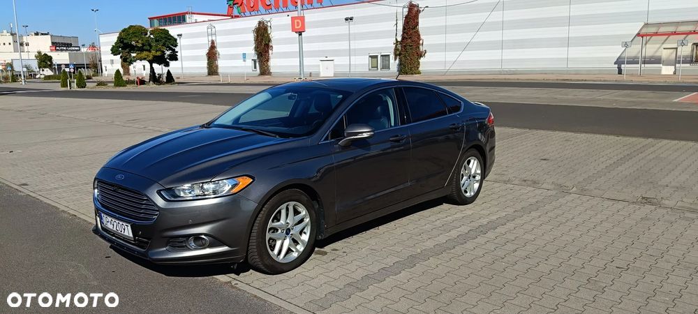 Ford Fusion - 4