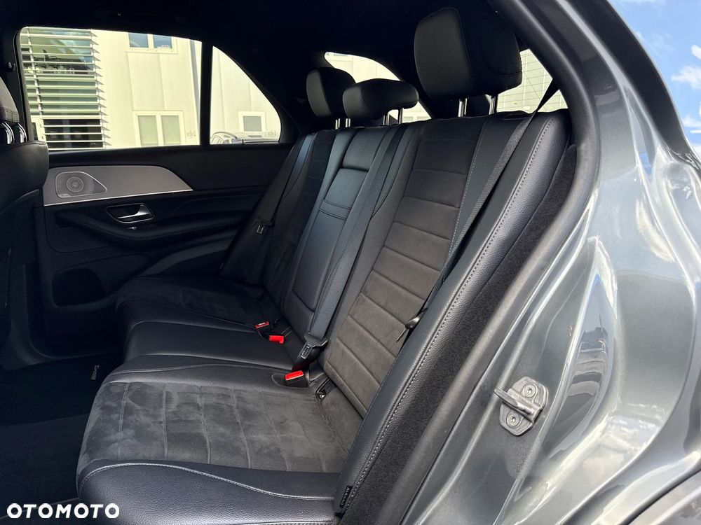 Mercedes-Benz GLE 300 d 4Matic 9G-TRONIC AMG Line - 18