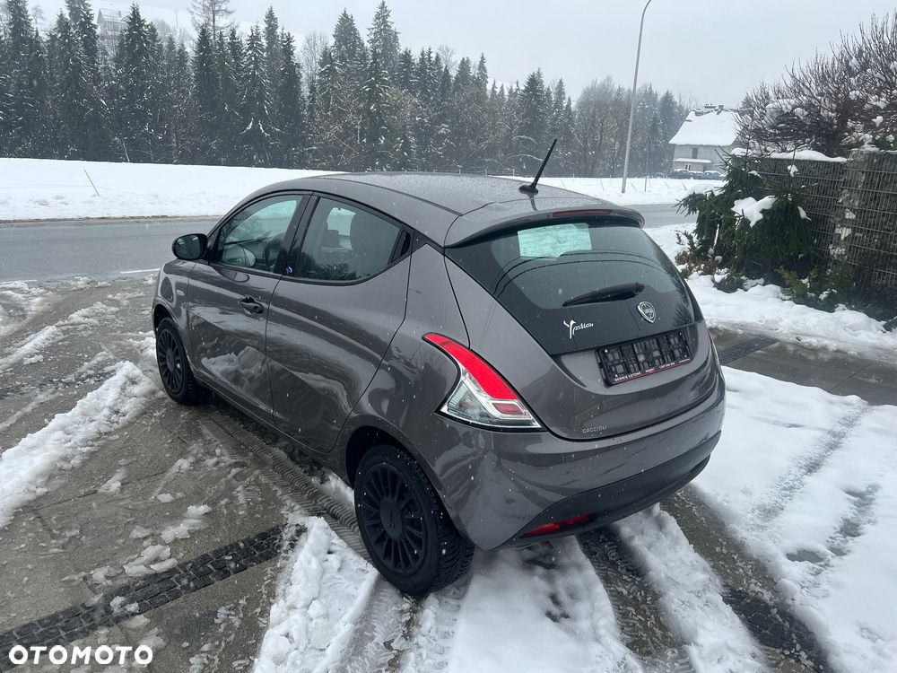 Lancia Ypsilon 1.2 8V Gold S&S EU6 - 7