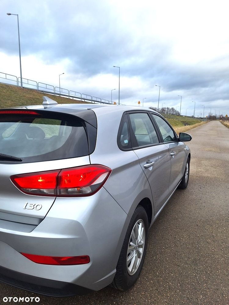 Hyundai i30 1.5 DPI Classic + - 14