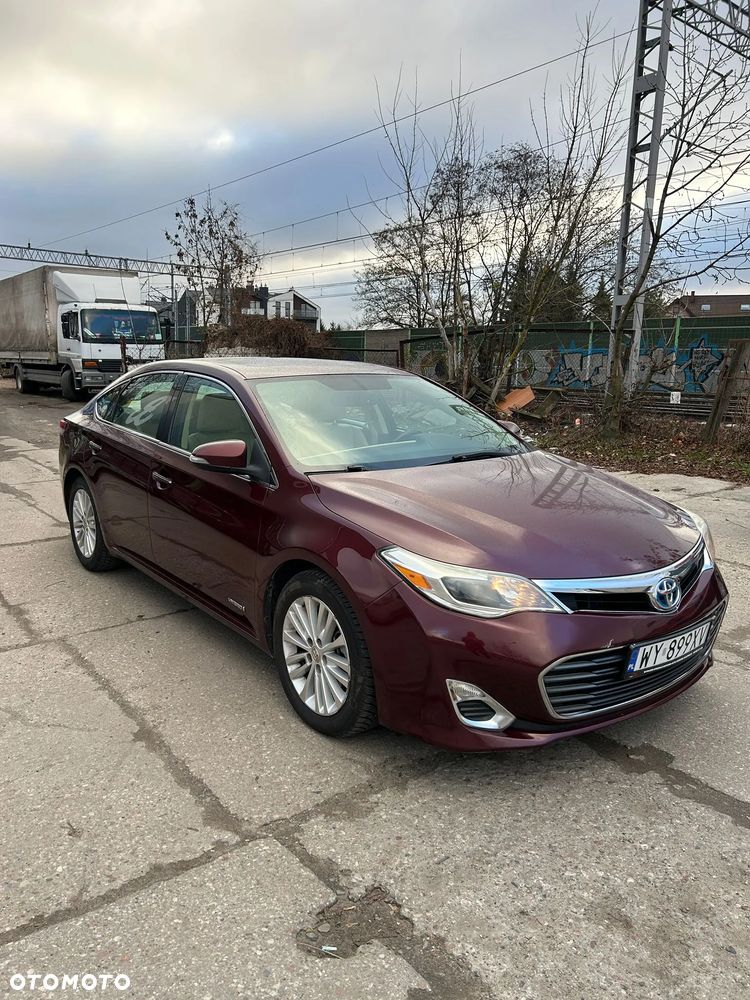 Toyota Avalon - 1
