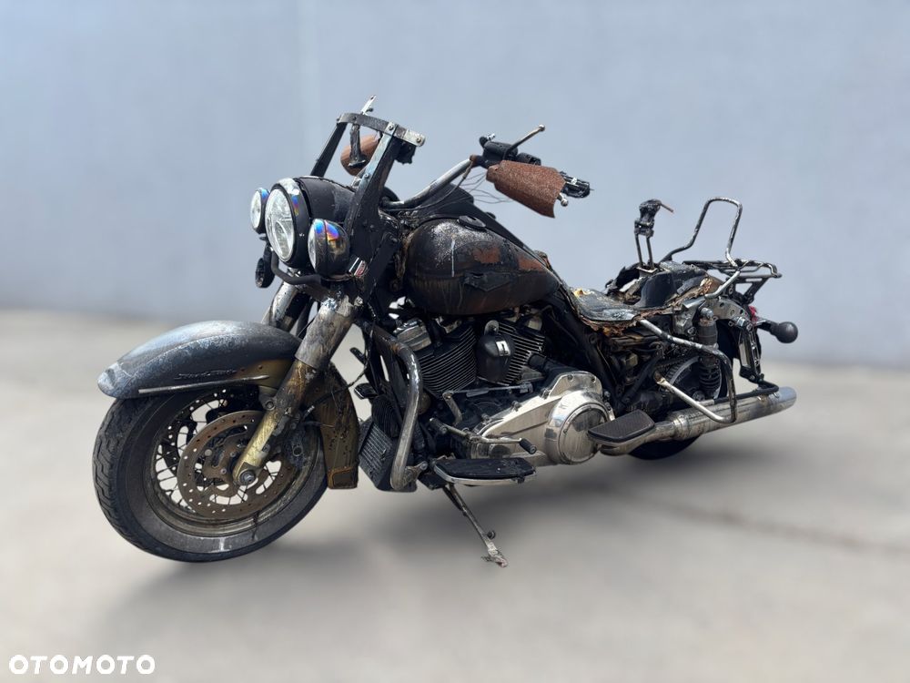 Harley-Davidson Touring Road King - 6